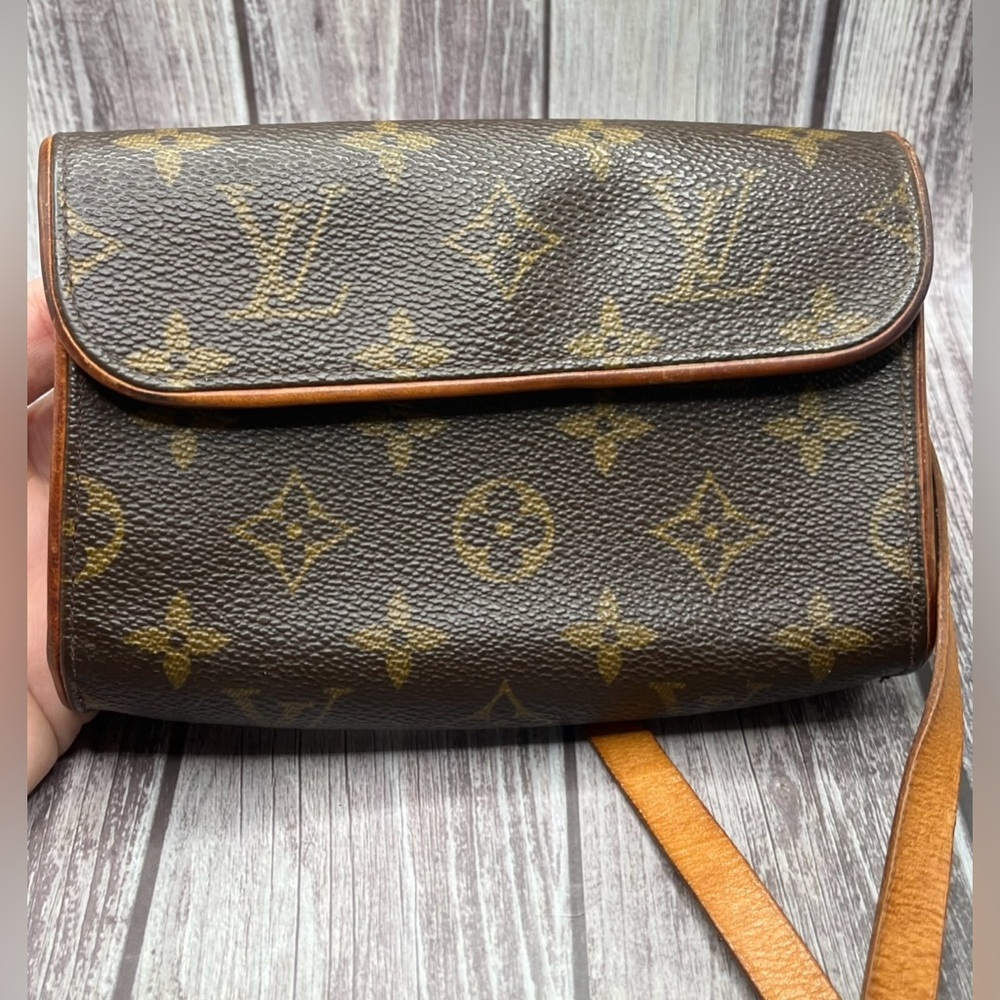 SOLD❤️ LOUIS VUITTON Pochette Florentine Monogram Bum/ Belt Bag Fanny Pack + COA - Picture 7 of 16